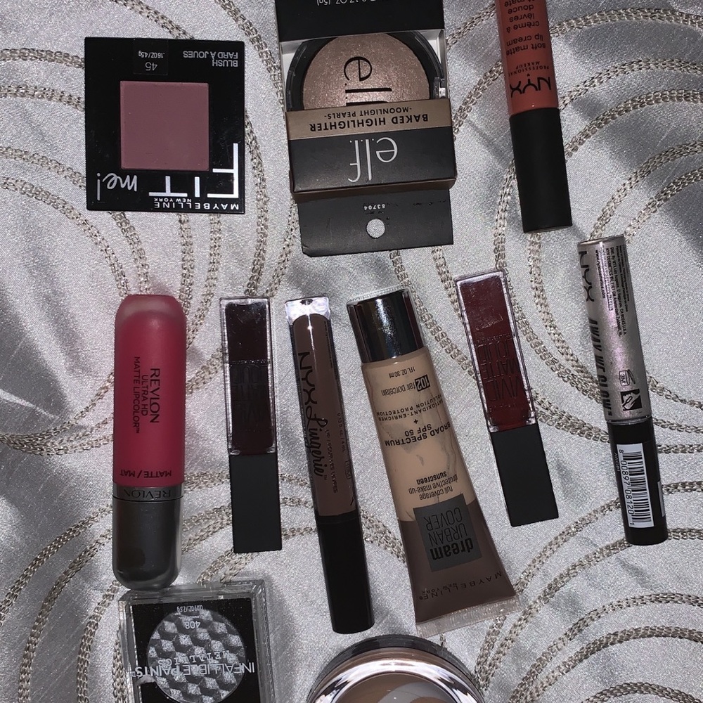 Make up bundle - Picture 3 of 5